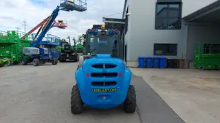 Vorschaubild 3 einer Mietmaschine vom Typ 5 ton ruw terrein heftruck | Ausa C500H x4