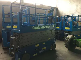 Afbeelding van een huurmachine van het type SBE-115N | Genie GS 3232