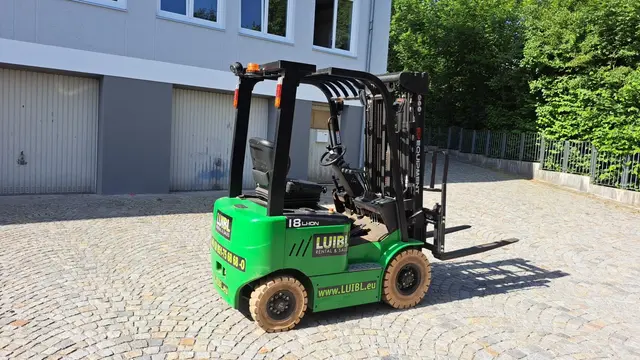 Bild 2 einer Mietmaschine vom Typ 1.8 ton elektrische vier-Wieler | EP EFL181 4800 mm
