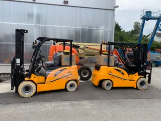 Afbeelding van een huurmachine van het type 3,5 ton elektrische | Maximum Heftruck FBA35-JZ 4500 mm