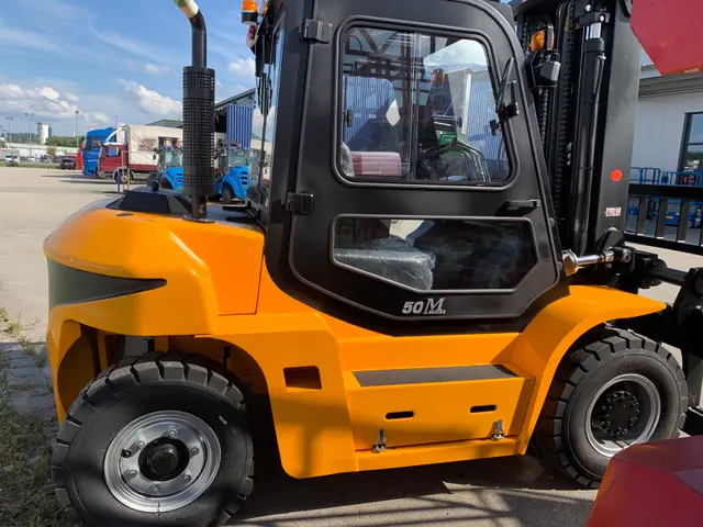 Bild 3 einer Mietmaschine vom Typ 5 ton Diesel | Maximum Heftruck FD50T 4800 mm