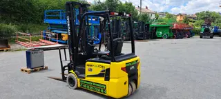Vorschaubild 2 einer Mietmaschine vom Typ 1.8 ton elektrische driewieler | Hyundai 18BT-9 5500 mm