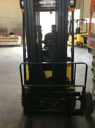 Vorschaubild 1 einer Mietmaschine vom Typ 1,5 ton elektrische driewieler | Hyundai 15BT-9 5500 mm