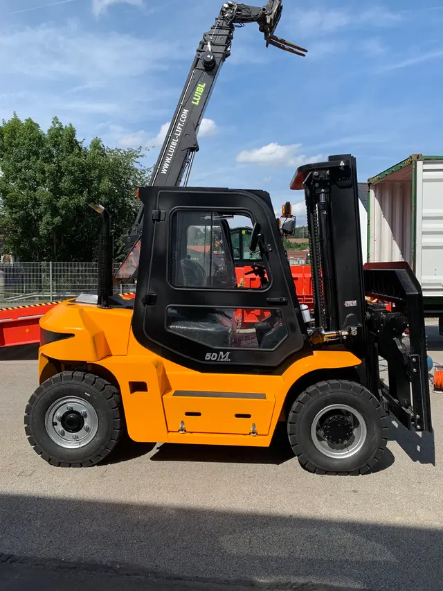 Bild 2 einer Mietmaschine vom Typ 5 ton Diesel | Maximum Heftruck FD50T 4800 mm