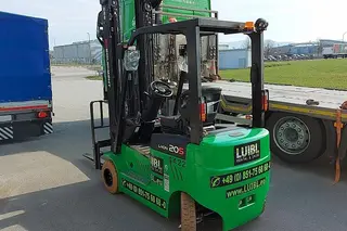 Vorschaubild 2 einer Mietmaschine vom Typ 2 ton elektrische vier-Wieler | EP CPD20L1S 6000 mm