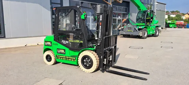 Bild 4 einer Mietmaschine vom Typ 3.8 ton elektrische heftruck | EP EFL382X5 4500 mm