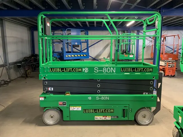 Bild 0 einer Mietmaschine vom Typ SBE-080 | KB Lift S-80N