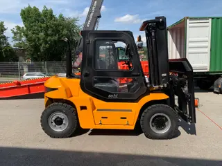 Vorschaubild 1 einer Mietmaschine vom Typ 5 ton Diesel | Maximum Heftruck FD50T 4800 mm