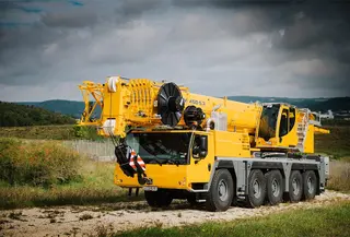 Afbeelding van een huurmachine van het type mobiele kraan van 150 ton | Liebherr LTM 1150 5.3