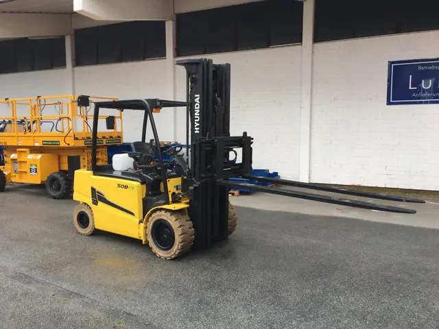 Bild 3 einer Mietmaschine vom Typ 5 ton elektrische | Hyundai 50B-9 6000 mm