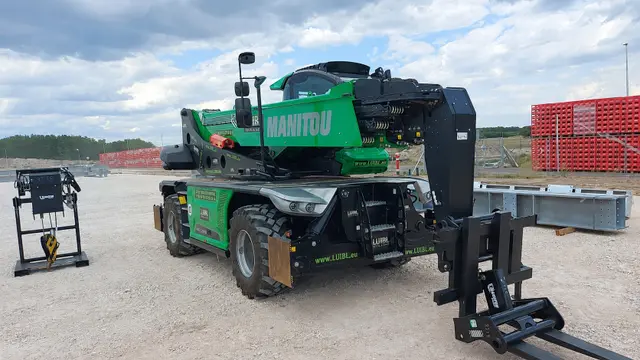 Bild 2 einer Mietmaschine vom Typ TSR-7025 | Manitou MRT 2570