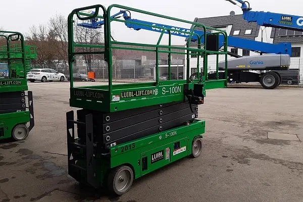 Bild 3 einer Mietmaschine vom Typ SBE-100 | KB Lift S-100N