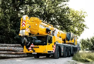 Afbeelding van een huurmachine van het type mobiele kraan 230 ton | Liebherr LTM 1230 5.1