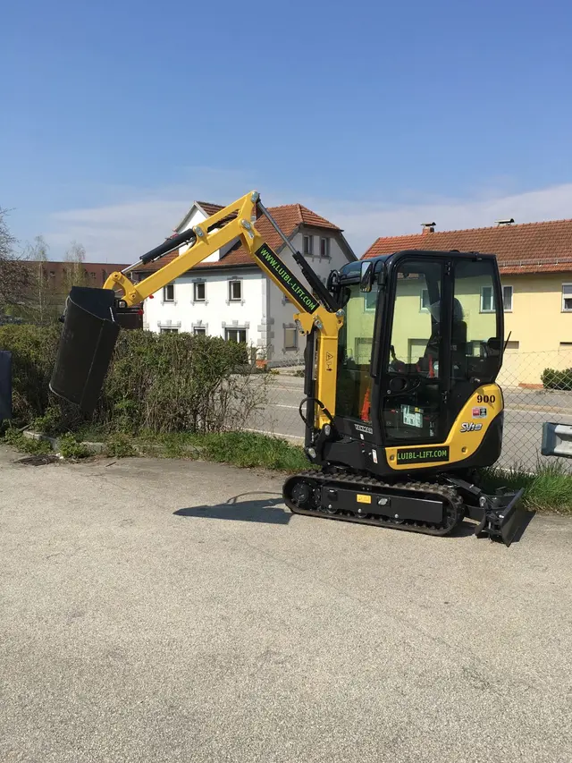 Bild 0 einer Mietmaschine vom Typ 1.8 ton mini graafmachine | Yanmar SV18