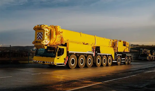 Bild 0 einer Mietmaschine vom Typ mobiele kraan 750 ton | Liebherr LTM 1750 9.1