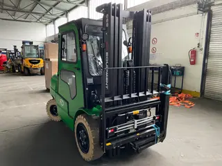 Vorschaubild 1 einer Mietmaschine vom Typ 3,5 ton elektrische | EP EFL352 4800 mm
