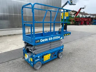 Vorschaubild 4 einer Mietmaschine vom Typ SBE-075 | Genie GS 1932m E-Drive