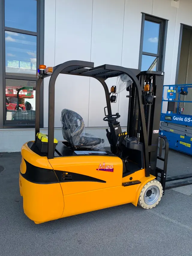 Bild 0 einer Mietmaschine vom Typ 2 ton elektrische driewieler | Max Heftruck FB20S-MJZ 4500 mm