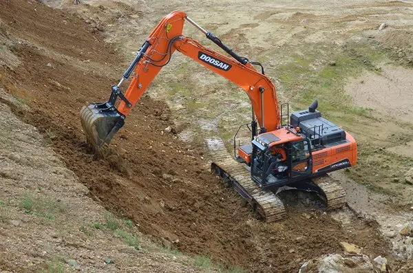 Bild 3 einer Mietmaschine vom Typ 30 ton graafmachine op rupsbanden | Doosan DX 300LC-5