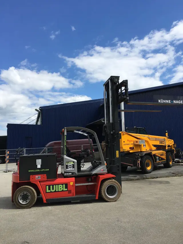Bild 2 einer Mietmaschine vom Typ 8 ton elektrische | Kalmar ECF 80-9 3450 mm