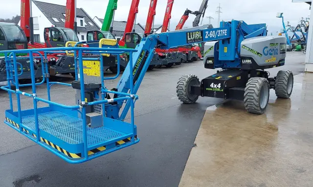 Bild 0 einer Mietmaschine vom Typ GTH-202 | Genie Z60/37FE