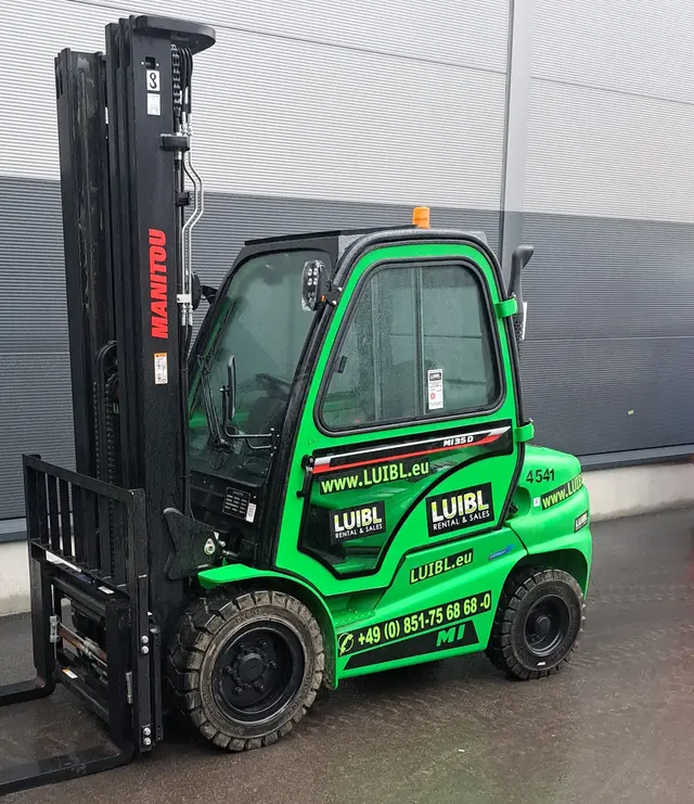 Bild 0 einer Mietmaschine vom Typ 3,5 ton Diesel | Manitou MI 35 D ST5