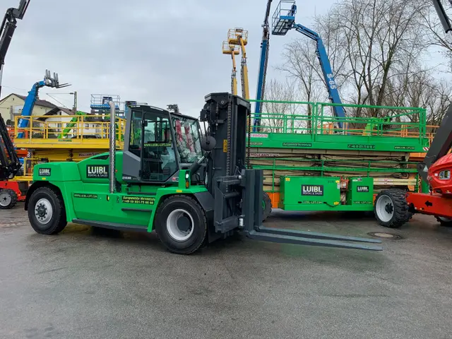Bild 3 einer Mietmaschine vom Typ 16 ton Diesel | Kalmar DCG 160-12T 4500 mm