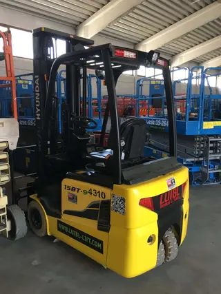 Vorschaubild 3 einer Mietmaschine vom Typ 1,5 ton elektrische driewieler | Hyundai 15BT-9 5500 mm