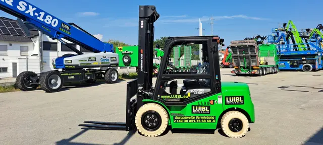 Bild 0 einer Mietmaschine vom Typ 3.8 ton elektrische heftruck | EP EFL382X5 6000 mm